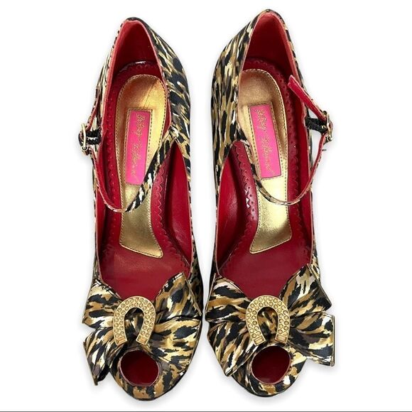 Betsey Johnson Leopard Print Lucky Horseshoe Rhinestone Detailed Pumps - Picture 4 of 9